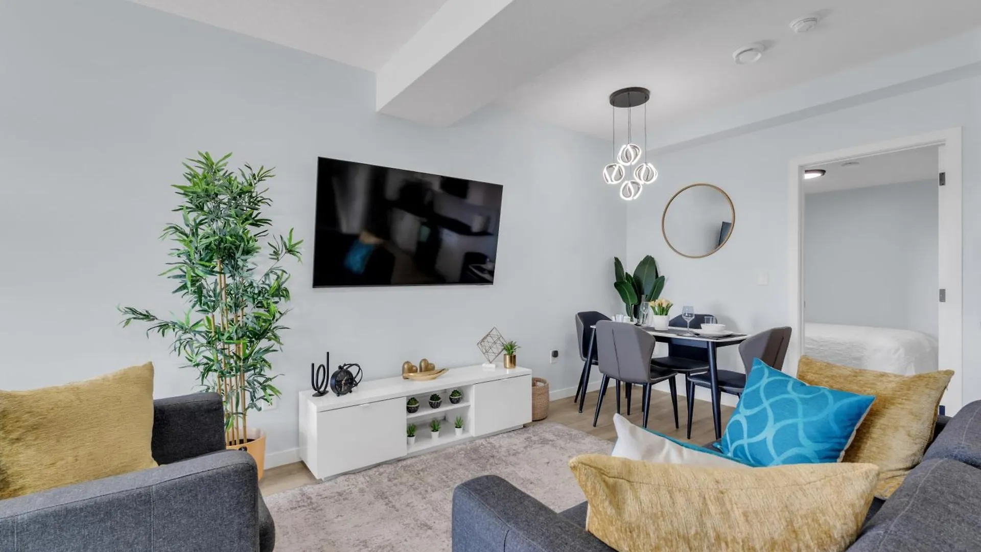 Apartment You Will Love This 2Br Guest Suite In Se Calgary Canada