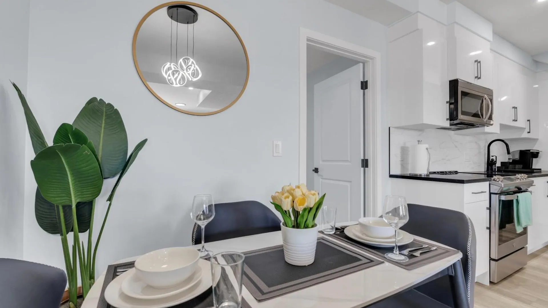 You Will Love This 2Br Guest Suite In Se Calgary 0*,  Canada